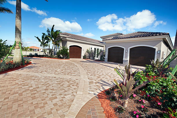 Best Best Driveway Pavers  in Williamsburg, FL